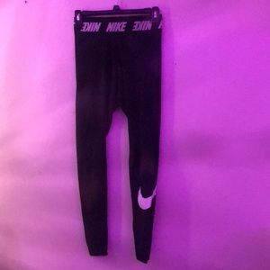 black nike leggings